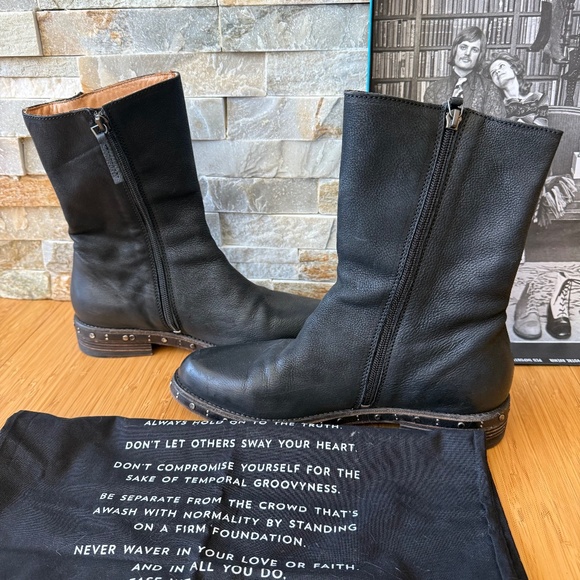 John Fluevog Nicola Black Leather Mid-Shin Boots - Picture 3 of 16